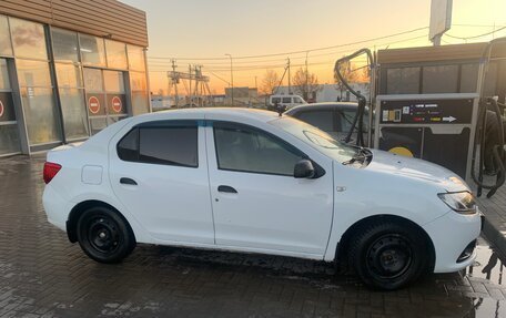 Renault Logan II, 2016 год, 725 000 рублей, 3 фотография