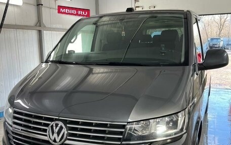 Volkswagen Caravelle T6 рестайлинг, 2020 год, 5 500 000 рублей, 2 фотография