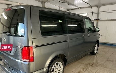 Volkswagen Caravelle T6 рестайлинг, 2020 год, 5 500 000 рублей, 4 фотография