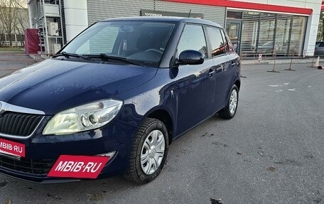 Skoda Fabia II, 2013 год, 830 000 рублей, 4 фотография