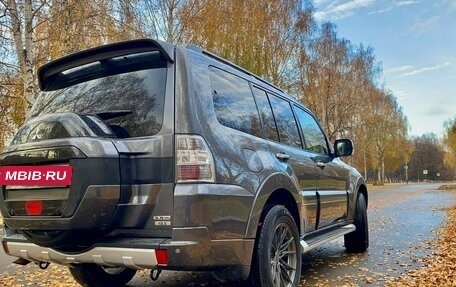 Mitsubishi Pajero IV, 2017 год, 3 490 000 рублей, 6 фотография