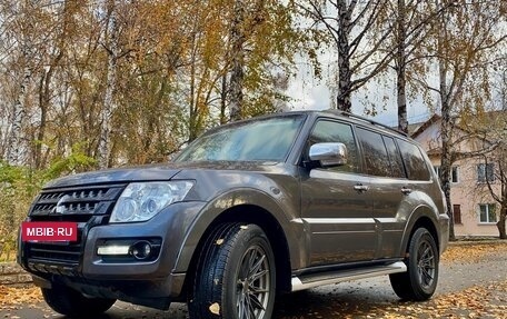 Mitsubishi Pajero IV, 2017 год, 3 490 000 рублей, 11 фотография