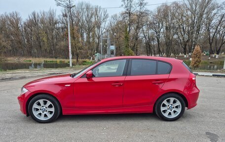 BMW 1 серия, 2010 год, 1 020 000 рублей, 6 фотография