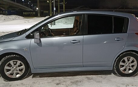 Nissan Tiida, 2010 год, 870 000 рублей, 3 фотография