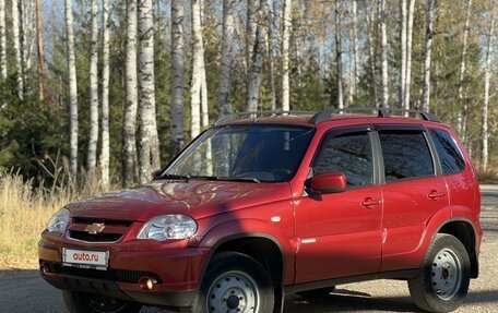 Chevrolet Niva I рестайлинг, 2012 год, 520 000 рублей, 7 фотография