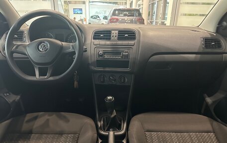 Volkswagen Polo VI (EU Market), 2018 год, 1 200 000 рублей, 17 фотография