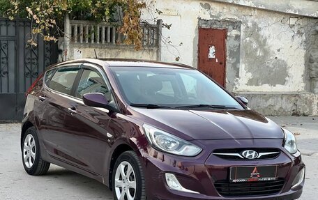 Hyundai Solaris II рестайлинг, 2011 год, 1 097 000 рублей, 9 фотография