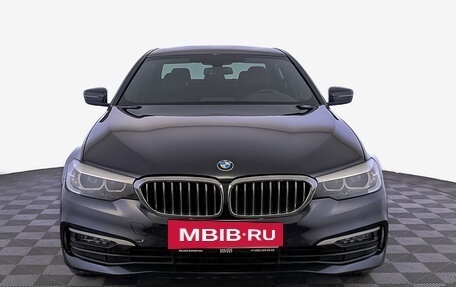 BMW 5 серия, 2018 год, 3 600 000 рублей, 2 фотография