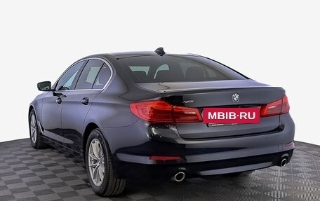 BMW 5 серия, 2018 год, 3 600 000 рублей, 7 фотография