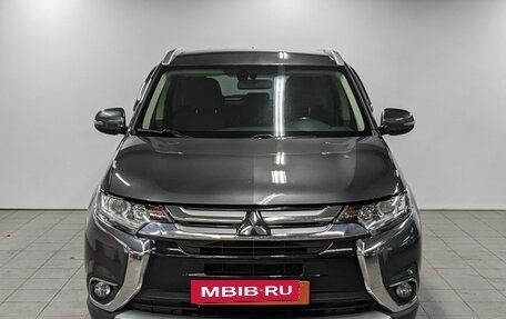 Mitsubishi Outlander III рестайлинг 3, 2017 год, 2 050 000 рублей, 2 фотография