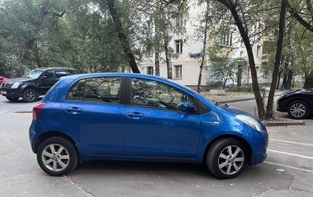 Toyota Yaris III рестайлинг, 2008 год, 670 000 рублей, 2 фотография