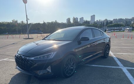 Hyundai Avante, 2019 год, 2 300 000 рублей, 2 фотография