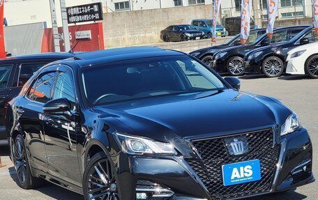 Toyota Crown, 2018 год, 2 700 000 рублей, 3 фотография