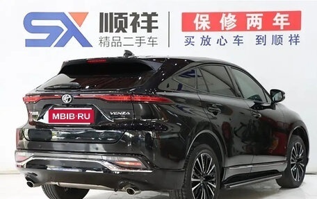 Toyota Venza, 2022 год, 3 615 000 рублей, 6 фотография