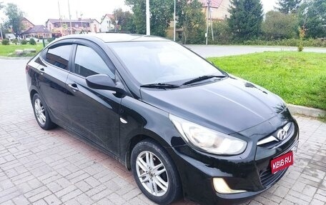 Hyundai Solaris II рестайлинг, 2011 год, 845 000 рублей, 1 фотография