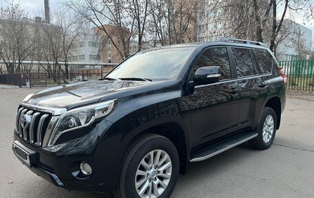 Toyota Land Cruiser Prado 150 рестайлинг 2, 2016 год, 4 590 000 рублей, 3 фотография