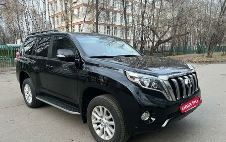 Toyota Land Cruiser Prado 150 рестайлинг 2, 2016 год, 4 590 000 рублей, 2 фотография