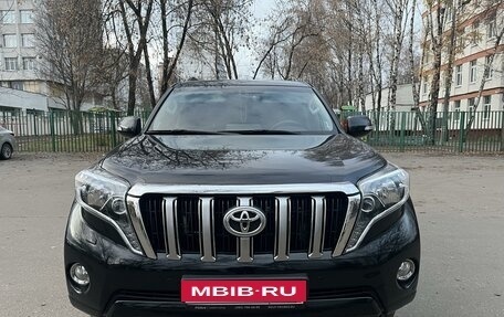 Toyota Land Cruiser Prado 150 рестайлинг 2, 2016 год, 4 590 000 рублей, 4 фотография