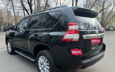 Toyota Land Cruiser Prado 150 рестайлинг 2, 2016 год, 4 590 000 рублей, 6 фотография