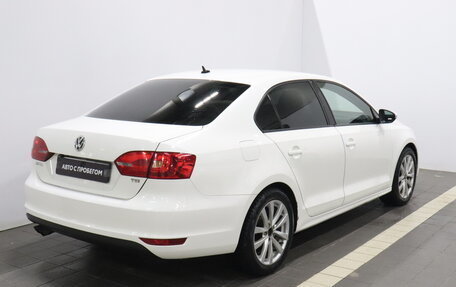 Volkswagen Jetta VI, 2013 год, 993 000 рублей, 4 фотография