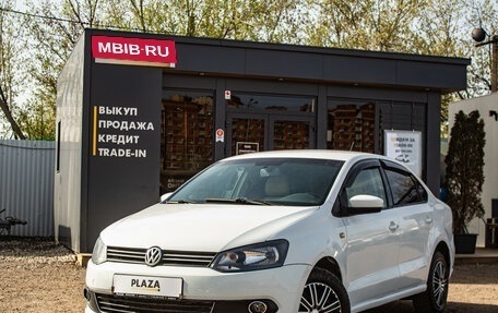 Volkswagen Polo VI (EU Market), 2013 год, 649 000 рублей, 1 фотография