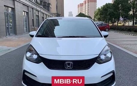 Honda Fit, 2020 год, 1 400 000 рублей, 2 фотография