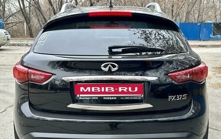 Infiniti FX II, 2011 год, 2 790 000 рублей, 8 фотография