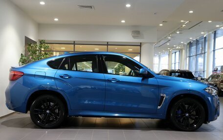 BMW X6 M, 2018 год, 5 490 000 рублей, 4 фотография