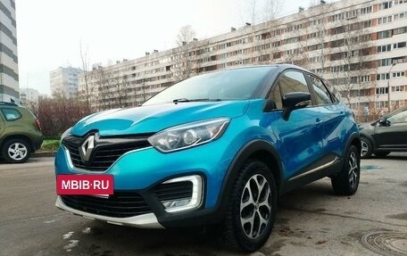 Renault Kaptur I рестайлинг, 2017 год, 1 390 000 рублей, 24 фотография