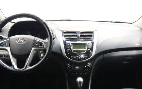 Hyundai Solaris II рестайлинг, 2013 год, 975 000 рублей, 6 фотография