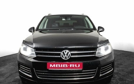 Volkswagen Touareg III, 2010 год, 2 000 000 рублей, 3 фотография