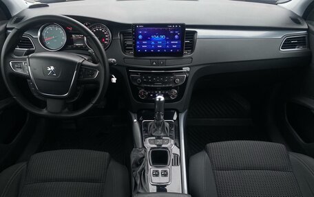 Peugeot 508 II, 2012 год, 900 000 рублей, 12 фотография