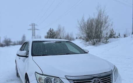 Toyota Camry, 2014 год, 2 000 000 рублей, 2 фотография