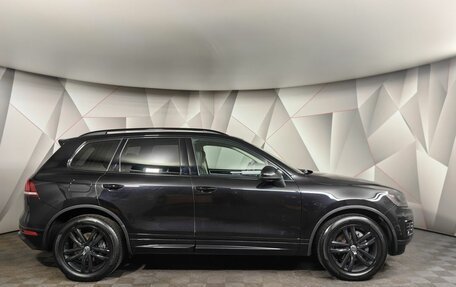 Volkswagen Touareg III, 2017 год, 3 195 000 рублей, 6 фотография