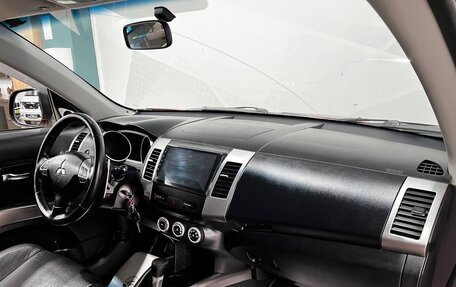 Mitsubishi Outlander III рестайлинг 3, 2008 год, 1 249 000 рублей, 11 фотография