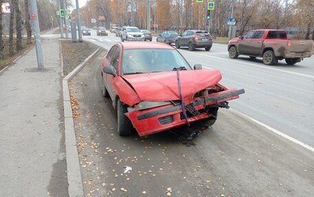 Mitsubishi Carisma I, 2003 год, 100 000 рублей, 6 фотография