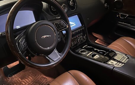 Jaguar XJ IV (X351), 2018 год, 5 000 000 рублей, 11 фотография