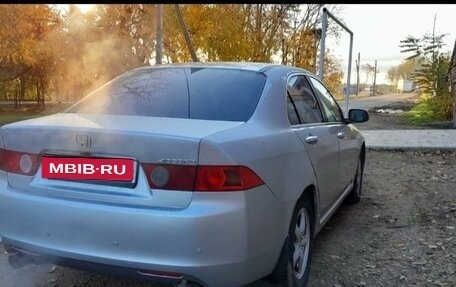 Honda Accord VII рестайлинг, 2004 год, 700 000 рублей, 8 фотография