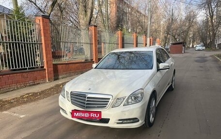 Mercedes-Benz E-Класс, 2010 год, 1 535 000 рублей, 3 фотография