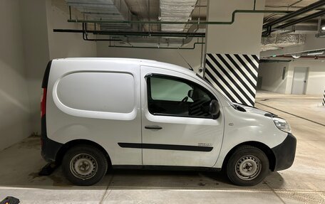 Renault Kangoo II рестайлинг, 2014 год, 900 000 рублей, 7 фотография