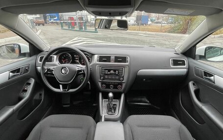 Volkswagen Jetta VI, 2017 год, 1 549 000 рублей, 20 фотография