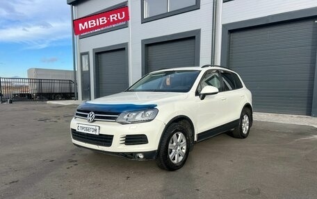 Volkswagen Touareg III, 2011 год, 2 299 000 рублей, 2 фотография