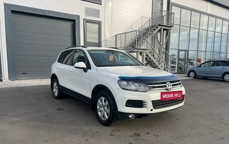 Volkswagen Touareg III, 2011 год, 2 299 000 рублей, 8 фотография