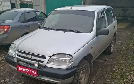 Chevrolet Niva I рестайлинг, 2006 год, 327 000 рублей, 1 фотография