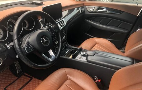 Mercedes-Benz CLS, 2015 год, 3 700 000 рублей, 18 фотография