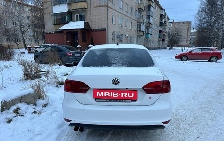 Volkswagen Jetta VI, 2011 год, 650 000 рублей, 7 фотография