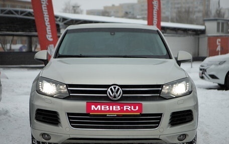 Volkswagen Touareg III, 2012 год, 2 265 000 рублей, 3 фотография