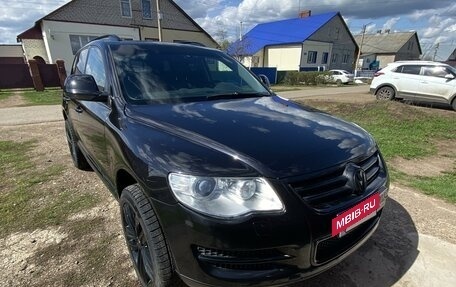 Volkswagen Touareg III, 2008 год, 1 600 000 рублей, 2 фотография