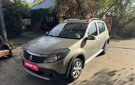 Renault Sandero I, 2014 год, 735 000 рублей, 1 фотография