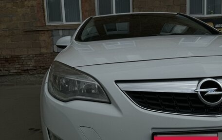 Opel Astra J, 2010 год, 850 000 рублей, 10 фотография